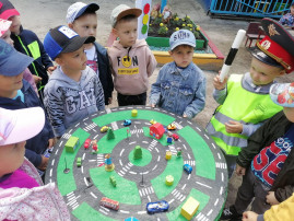 5 августа отмечают Международный день светофора. 5 августа отмечают Международный день светофора.