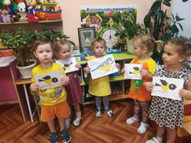 Синичкин день в группе "Вишенки" Синичкин день в группе "Вишенки".
