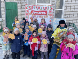« Веселись, народ: в гости Масленка идет !». « Веселись, народ: в гости Масленка идет !».